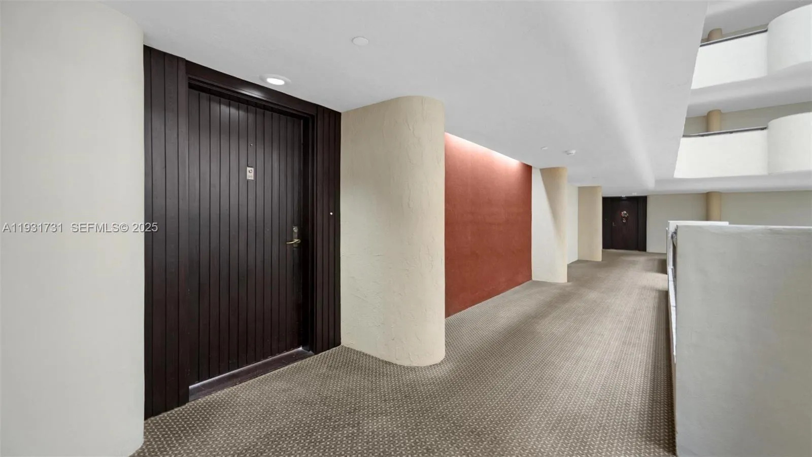 Coral Gables, Florida 33134, United States, 2 Bedrooms Bedrooms, ,2 BathroomsBathrooms,Residential,Active,256653