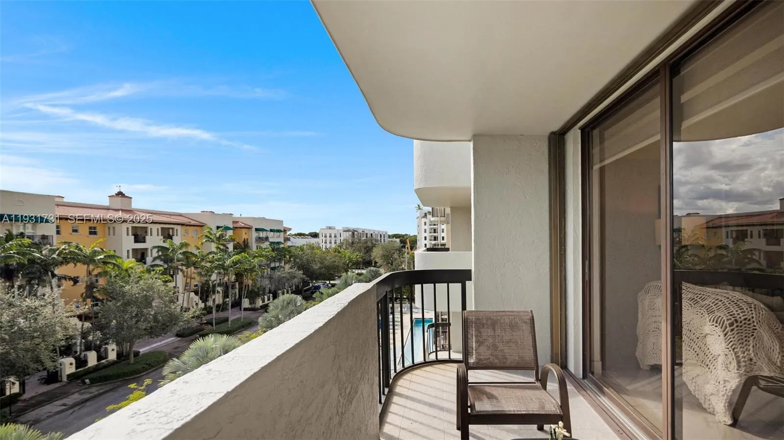 Coral Gables, Florida 33134, United States, 2 Bedrooms Bedrooms, ,2 BathroomsBathrooms,Residential,Active,256653