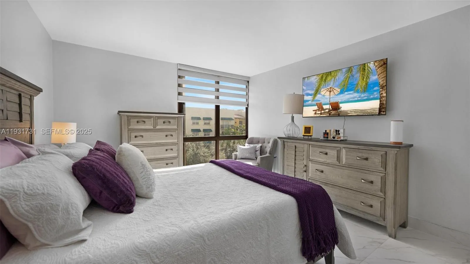 Coral Gables, Florida 33134, United States, 2 Bedrooms Bedrooms, ,2 BathroomsBathrooms,Residential,Active,256653