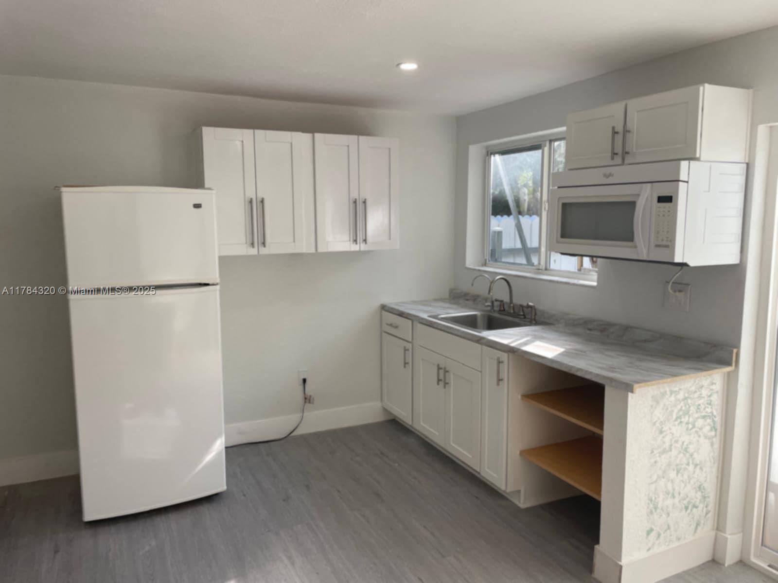 Rental Property at Address Not Disclosed, Miami Gardens, Broward County, Florida - Bedrooms: 1 
Bathrooms: 1  - $1,600 MO.
