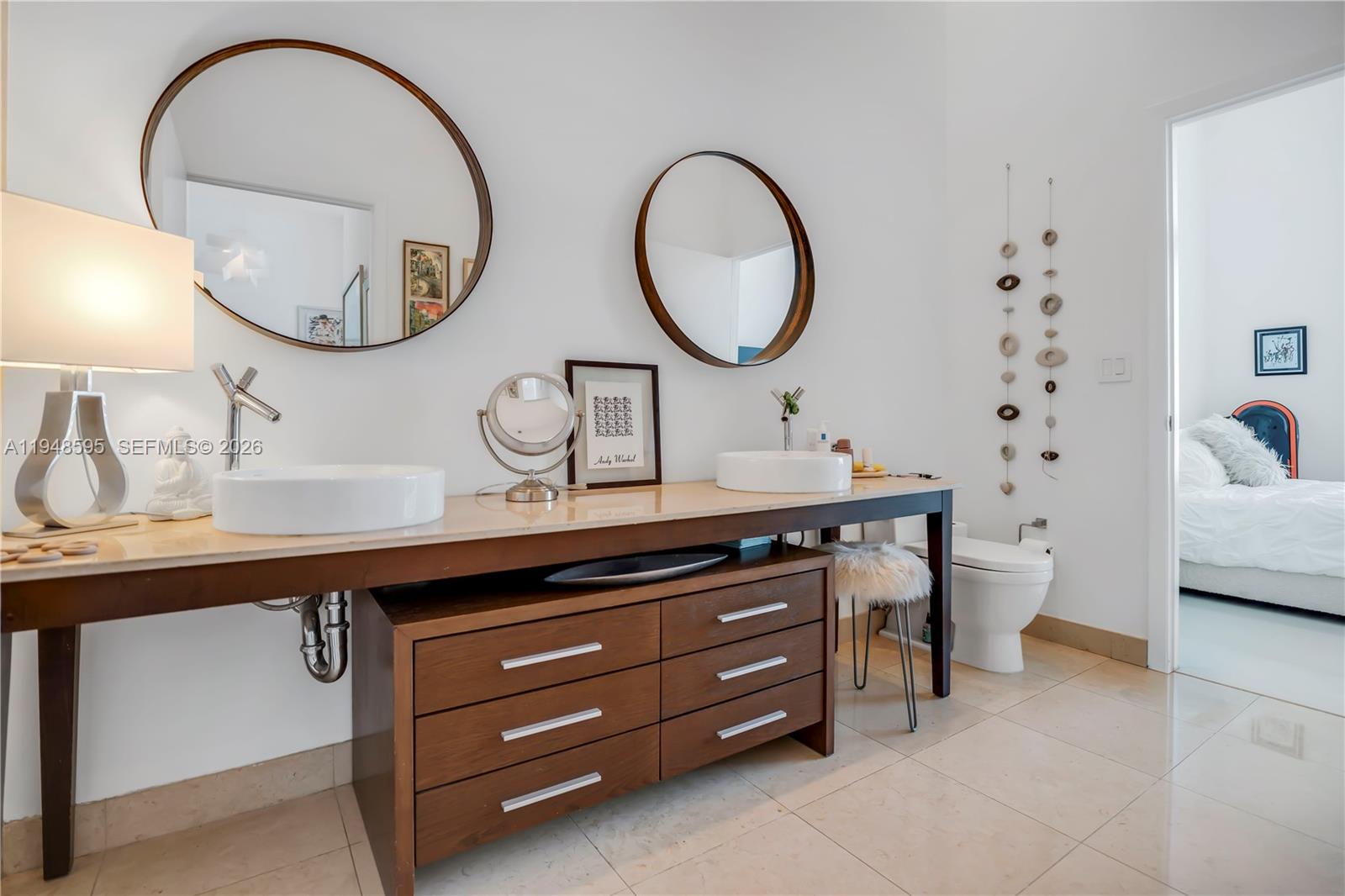 ICONBRICKELL CONDO NO 1 - Residential