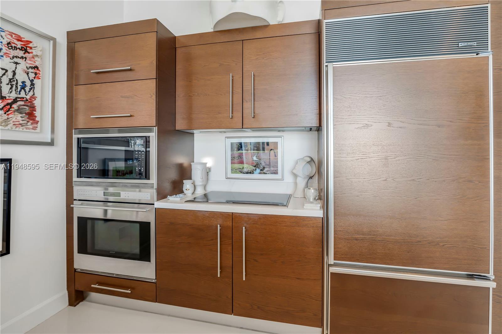 ICONBRICKELL CONDO NO 1 - Residential