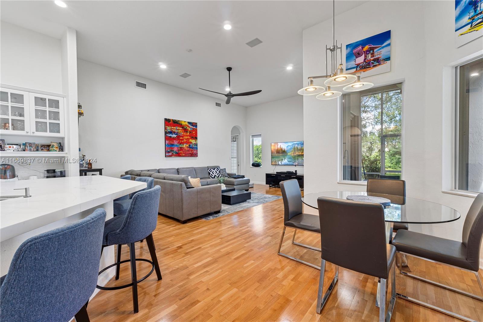 PEMBROKE ISLES III - Residential