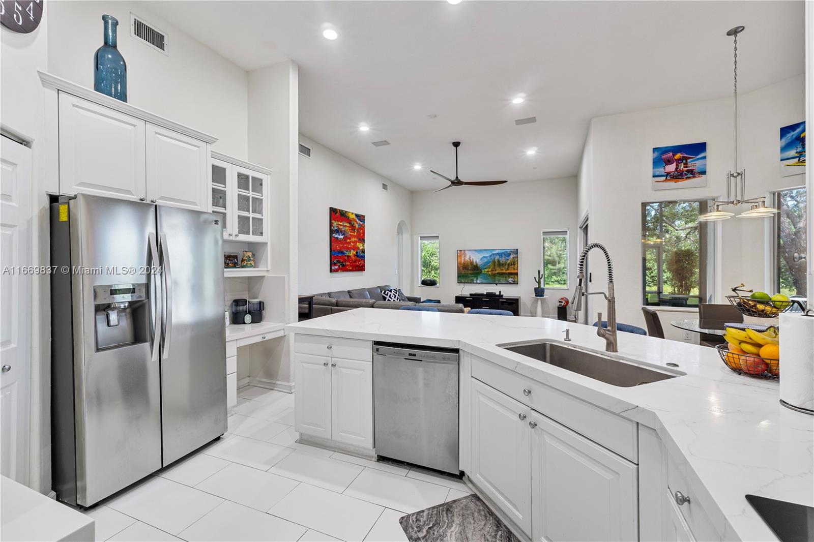 PEMBROKE ISLES III - Residential
