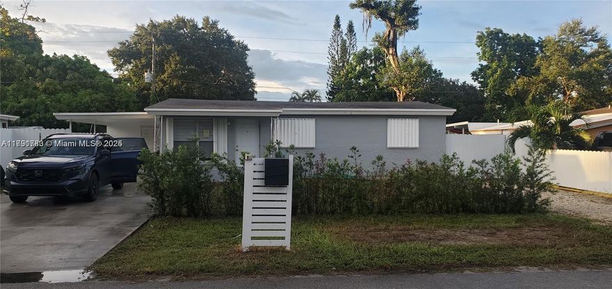 Unbelievable opportunity to make this spacious home yours! This bright, clean, and substantially remodeled home
has stainless steel appliances, washer and dryer inside, no detail overlooked. Located on a quiet street to enjoy
your morning coffee . Room for a pool or a garden. No HOA and close to everything. This is a turnkey home!
SELLER WIL PAY FOR CLOSING COST