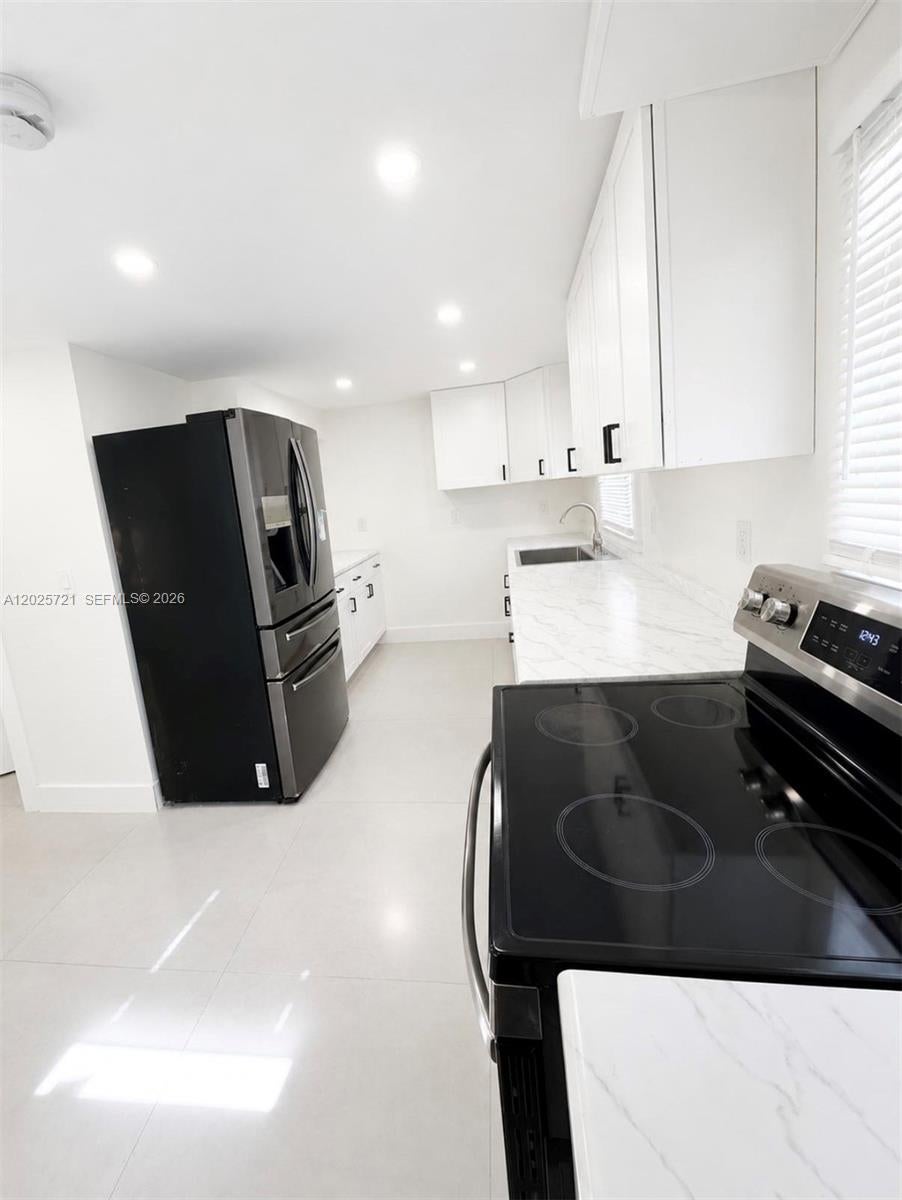 Photo of 4125 N 32nd Ct, Hollywood, FL 33021 (MLS # A12025721)