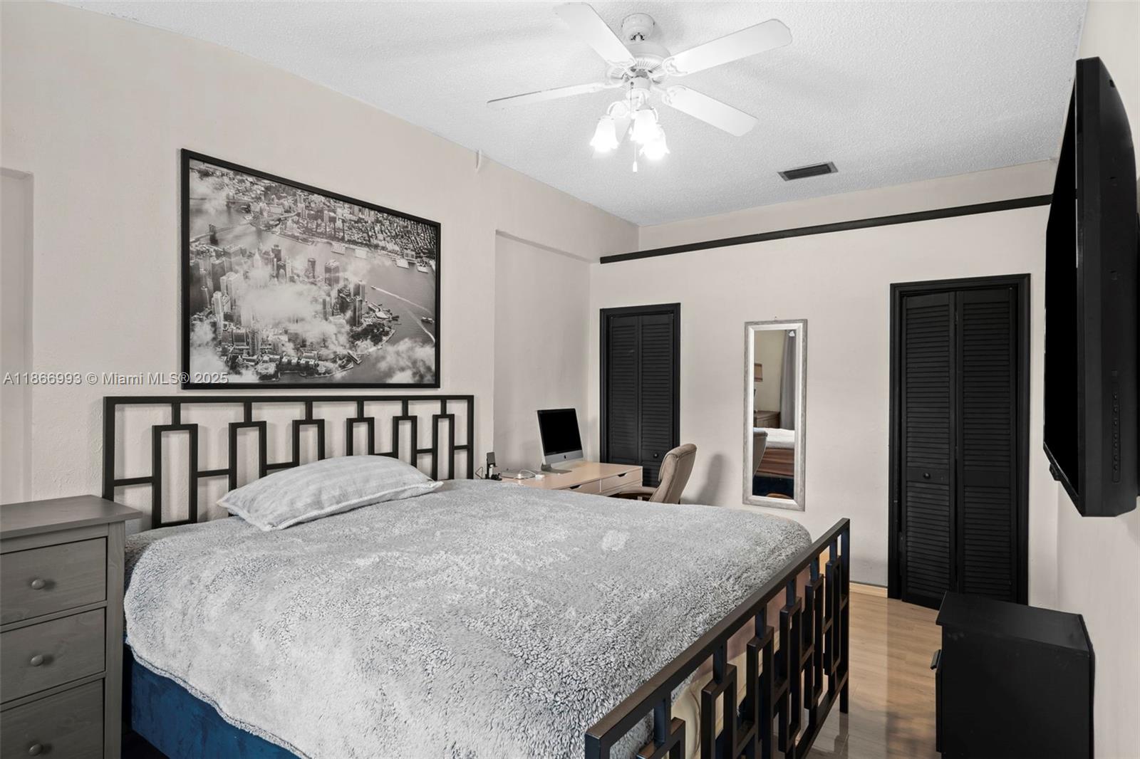 ST JAMES PARK SECOND ADD - Residential Lease