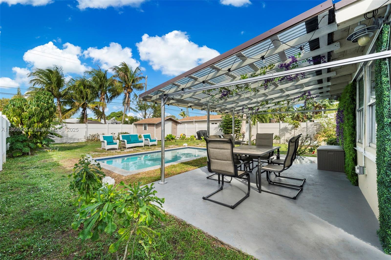 ST JAMES PARK SECOND ADD - Residential Lease