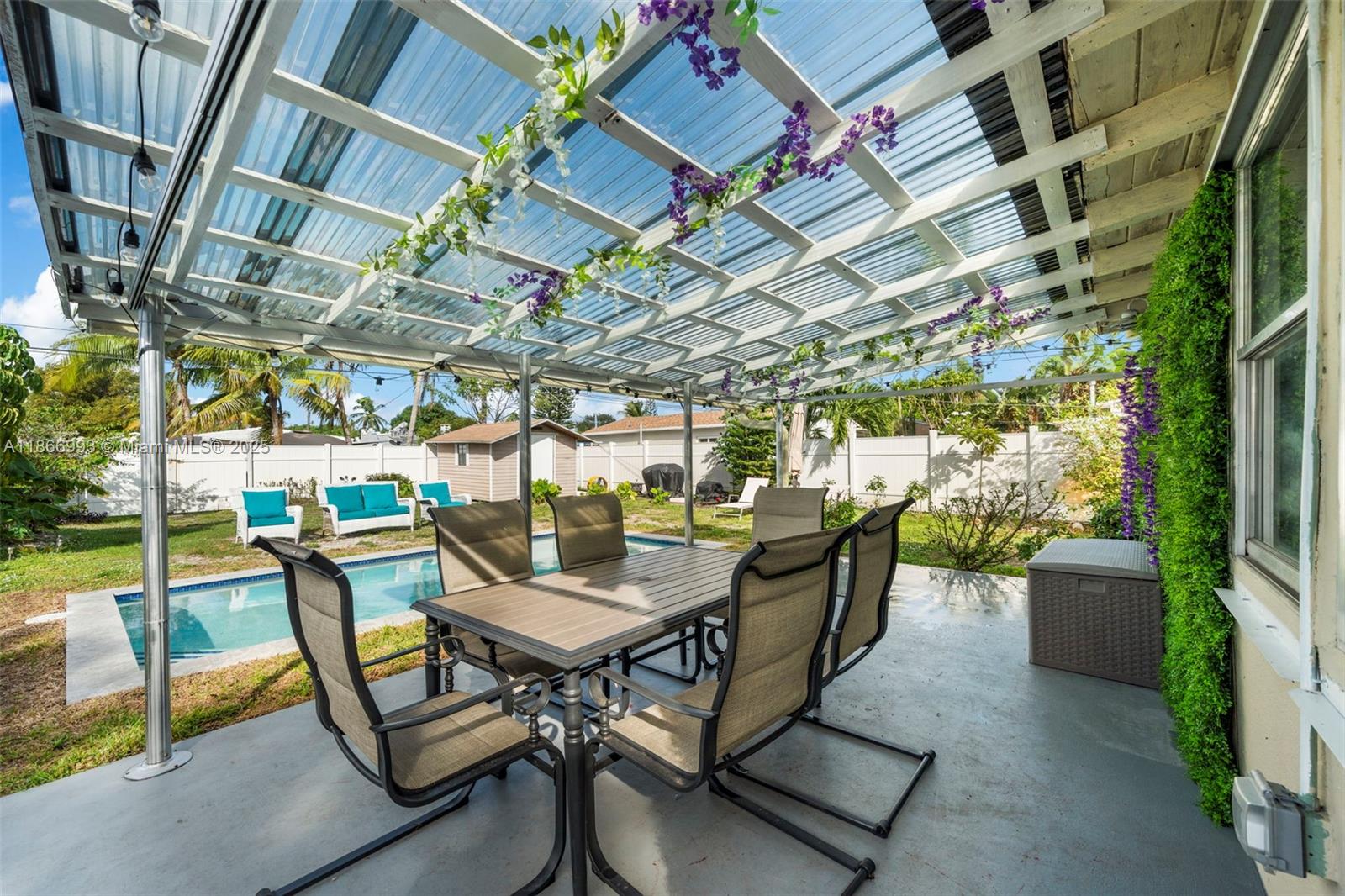 ST JAMES PARK SECOND ADD - Residential Lease