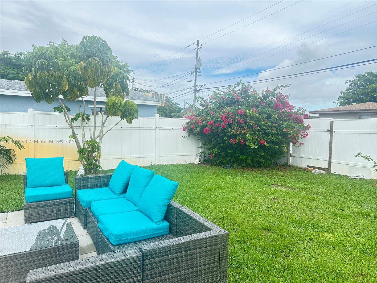 ST JAMES PARK SECOND ADD - Residential Lease