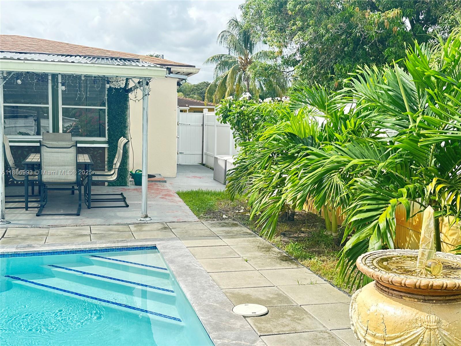 ST JAMES PARK SECOND ADD - Residential Lease