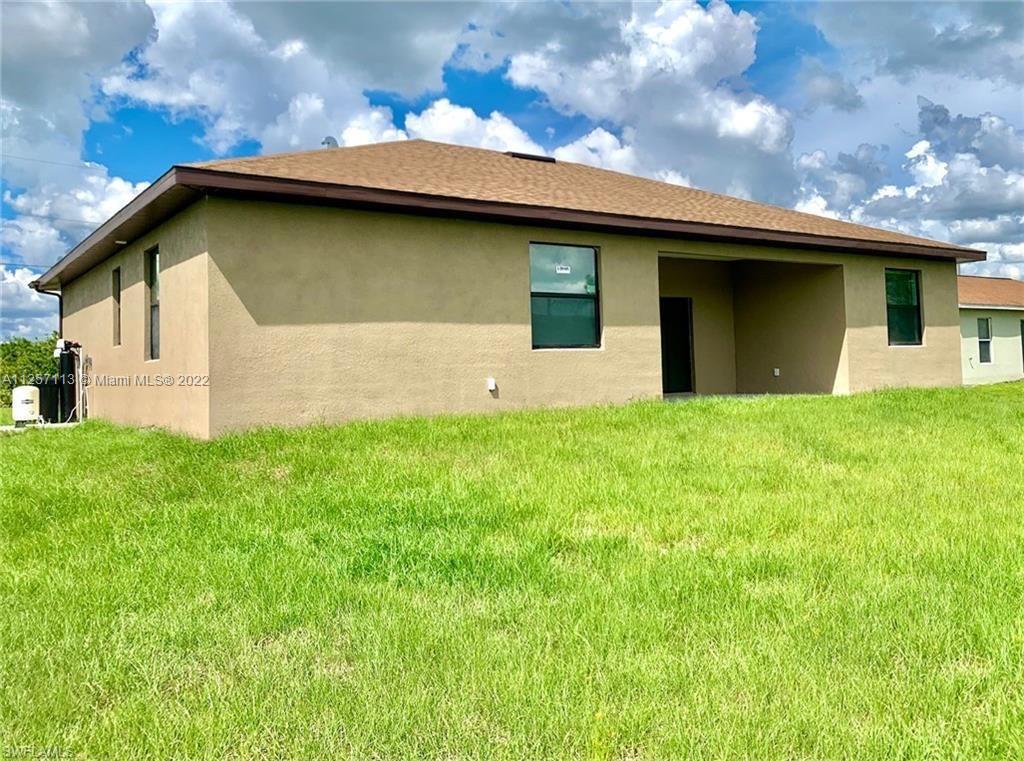 LEHIGH ACRES - Residential