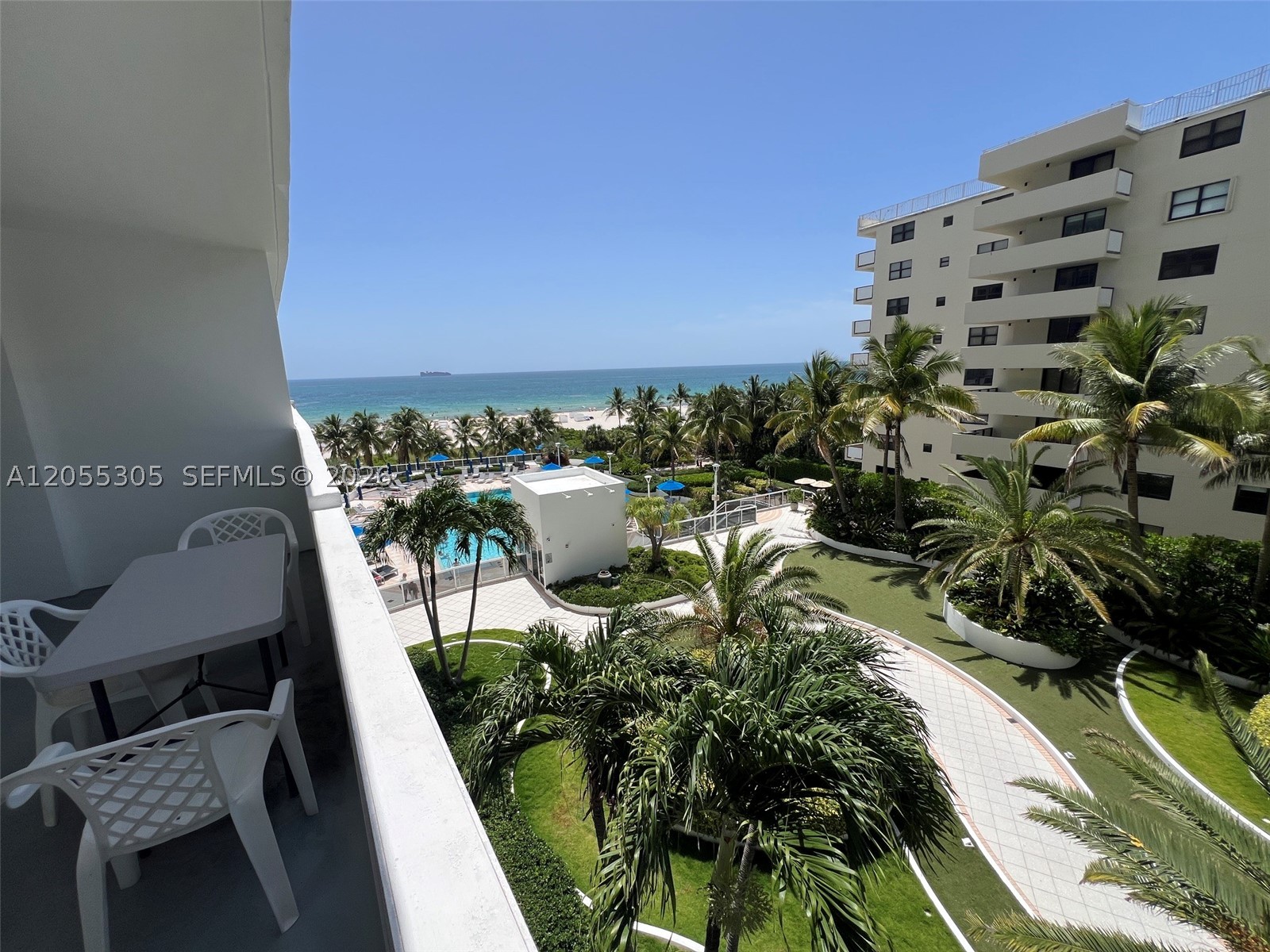 100 Lincoln Rd 634