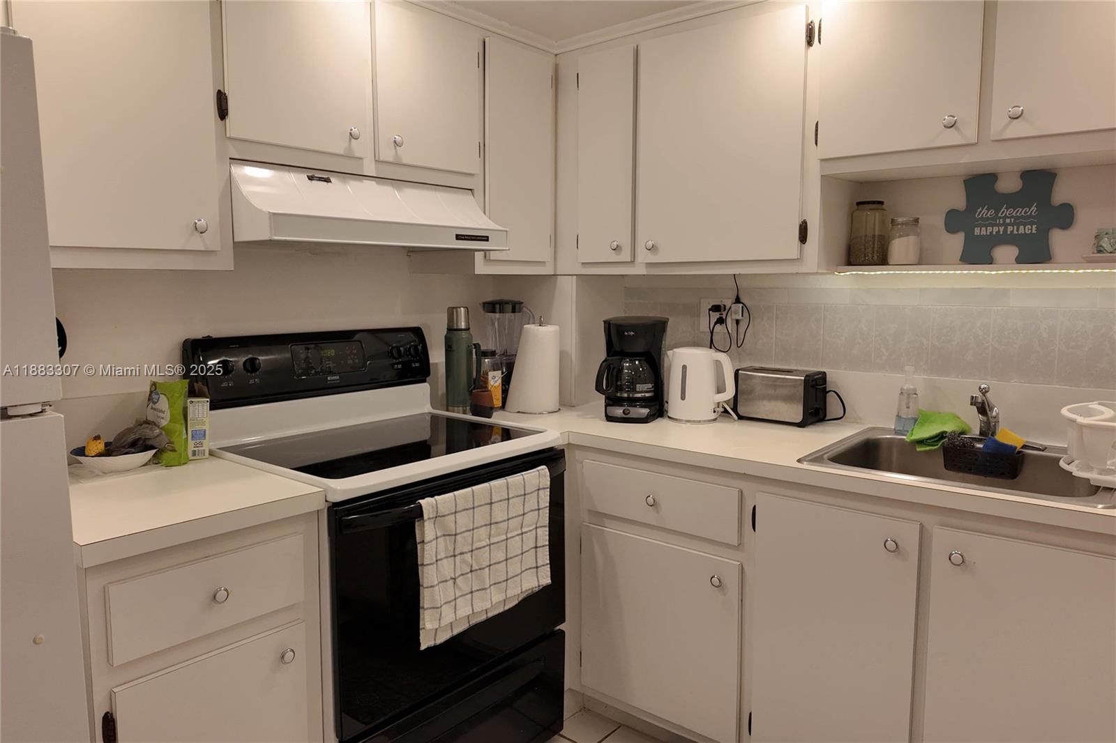 CHELSEA BAYVIEW CONDO - Residential Lease