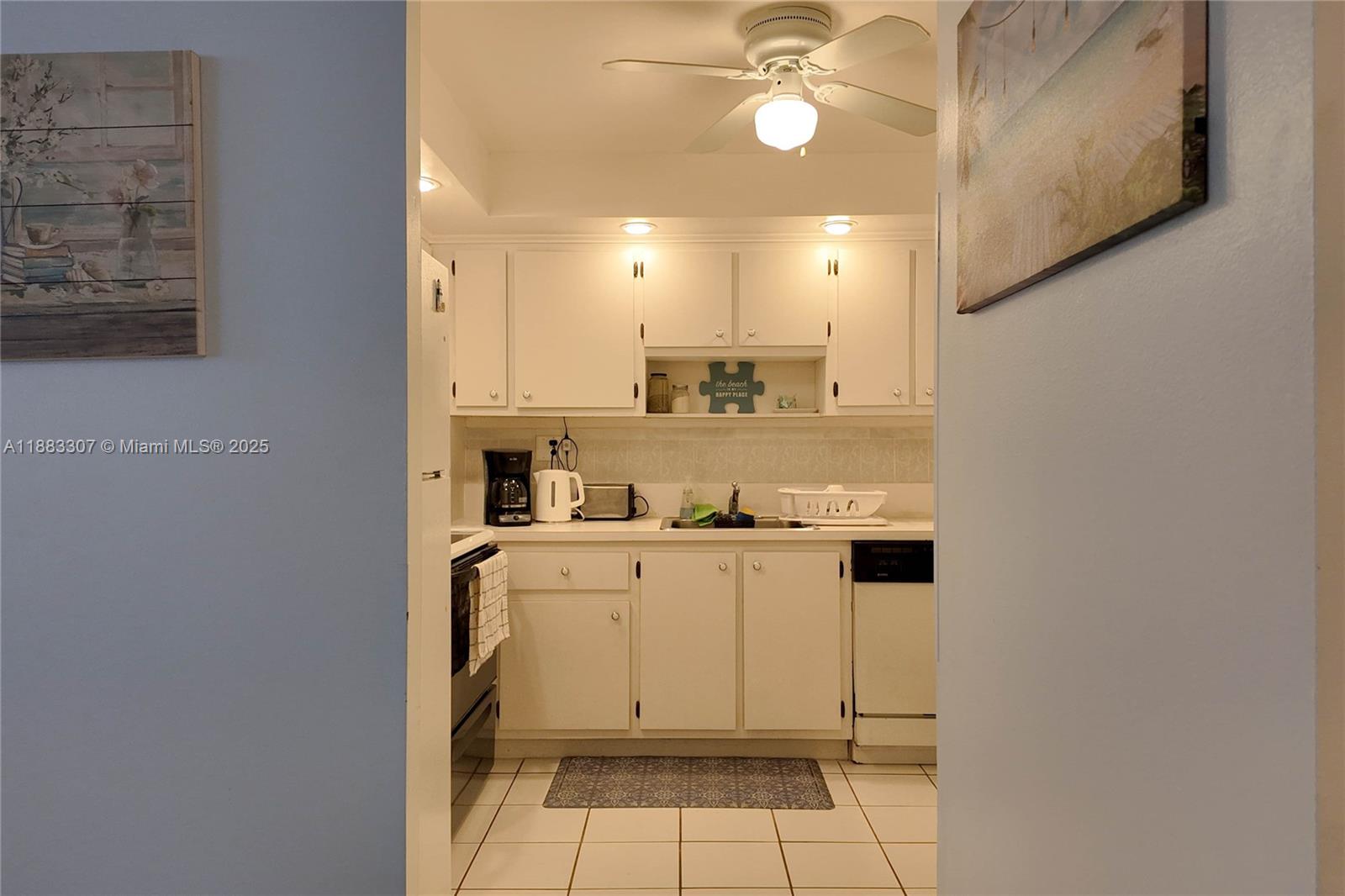 CHELSEA BAYVIEW CONDO - Residential Lease