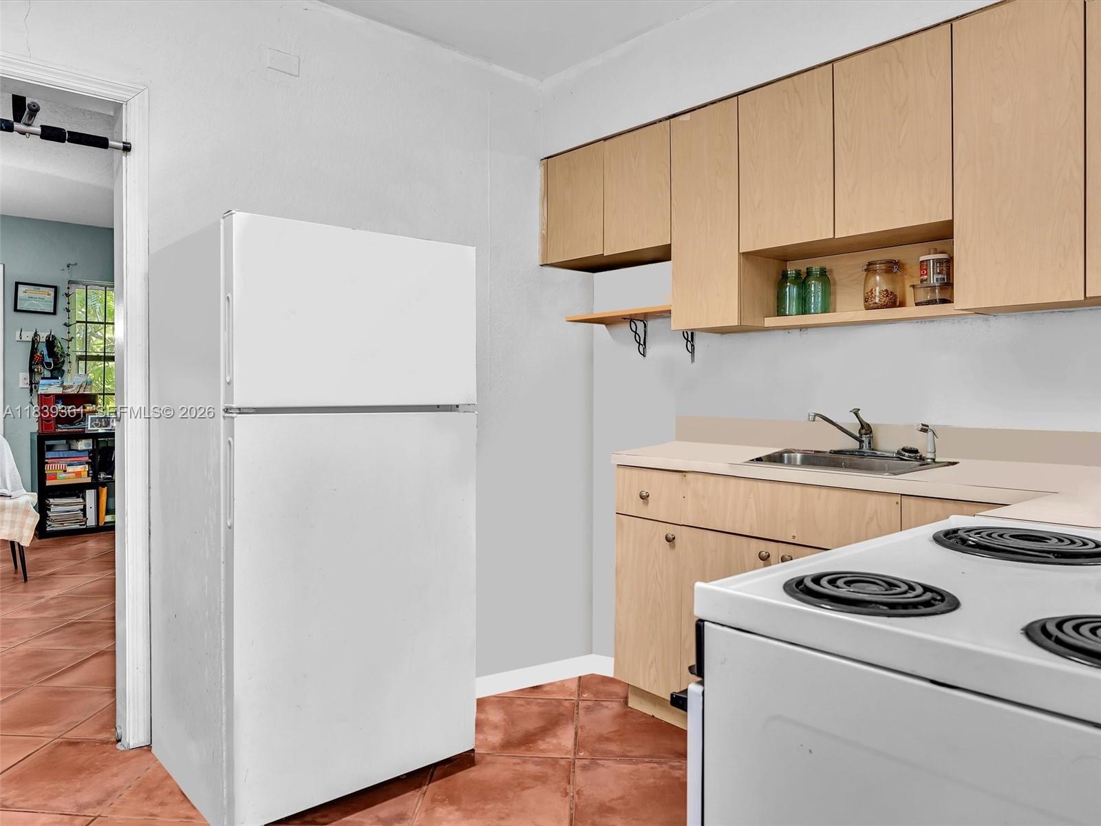 FROW HOMESTEAD - Residential Income