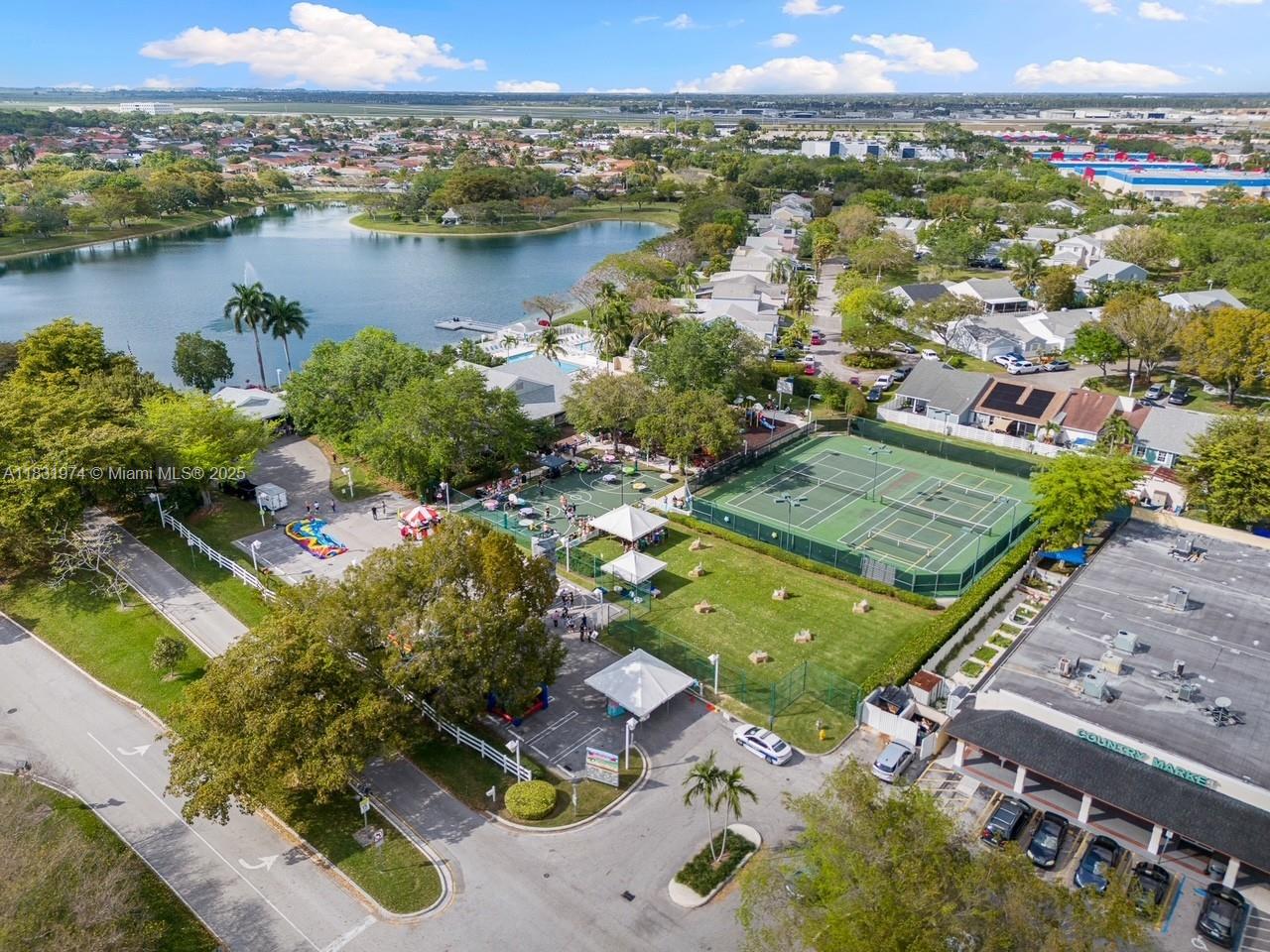 COUNTRY WALK SEC 5 REPLT - Residential