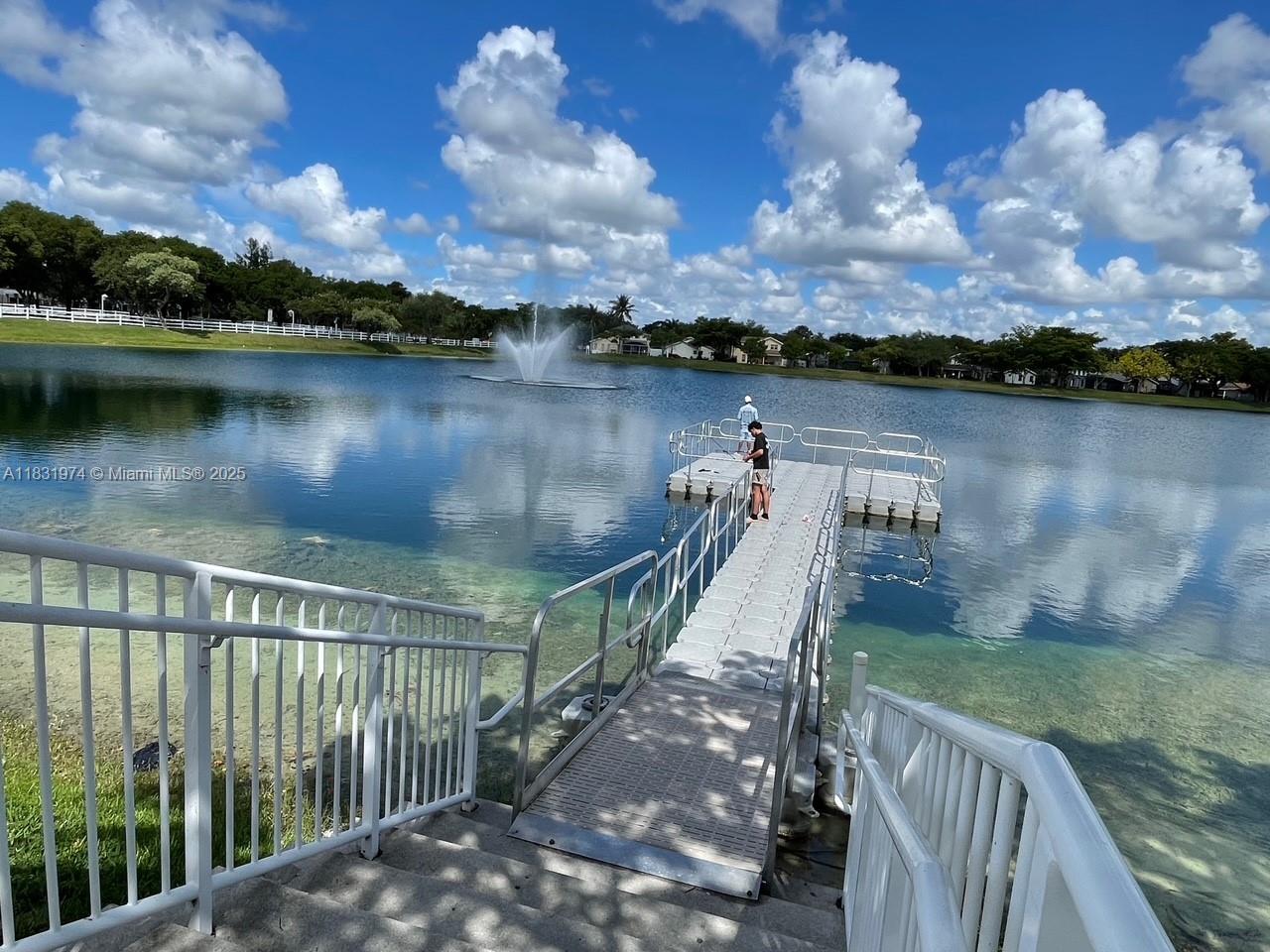 COUNTRY WALK SEC 5 REPLT - Residential