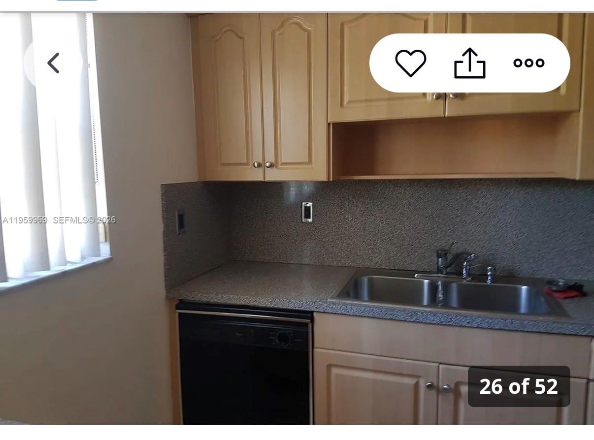 LOS ANGELES ESTATES SEC 3 - Residential