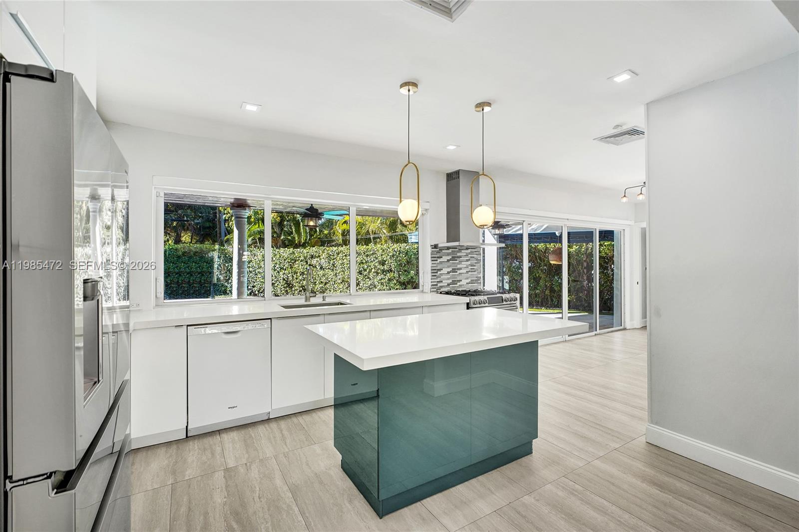 MIAMI SHORES SEC 8 REV - Residential