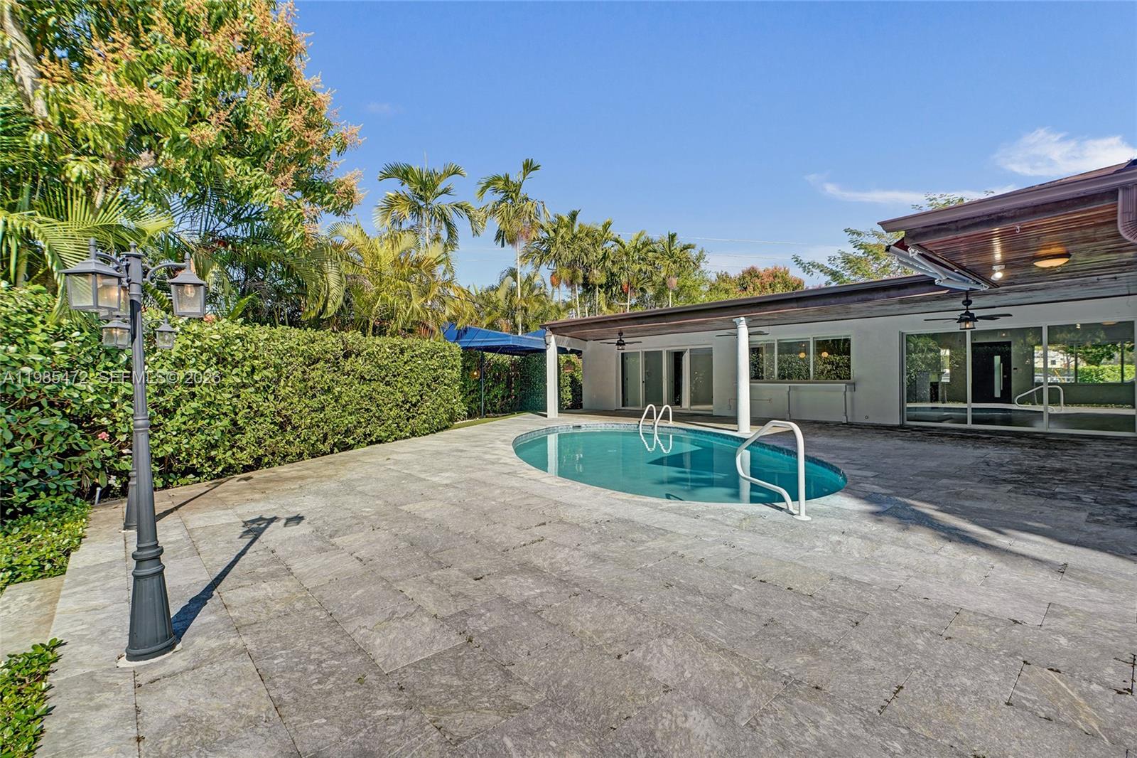 MIAMI SHORES SEC 8 REV - Residential