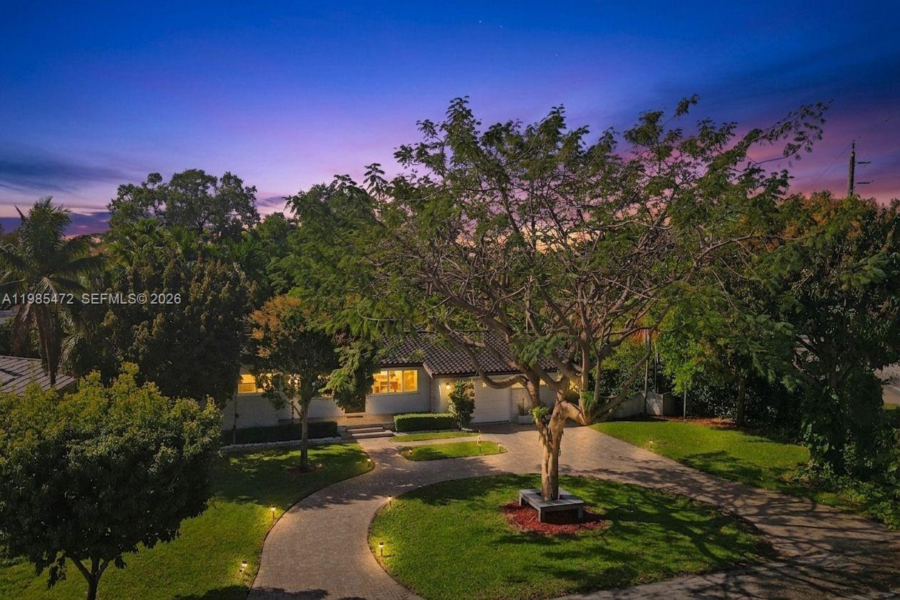 MIAMI SHORES SEC 8 REV - Residential