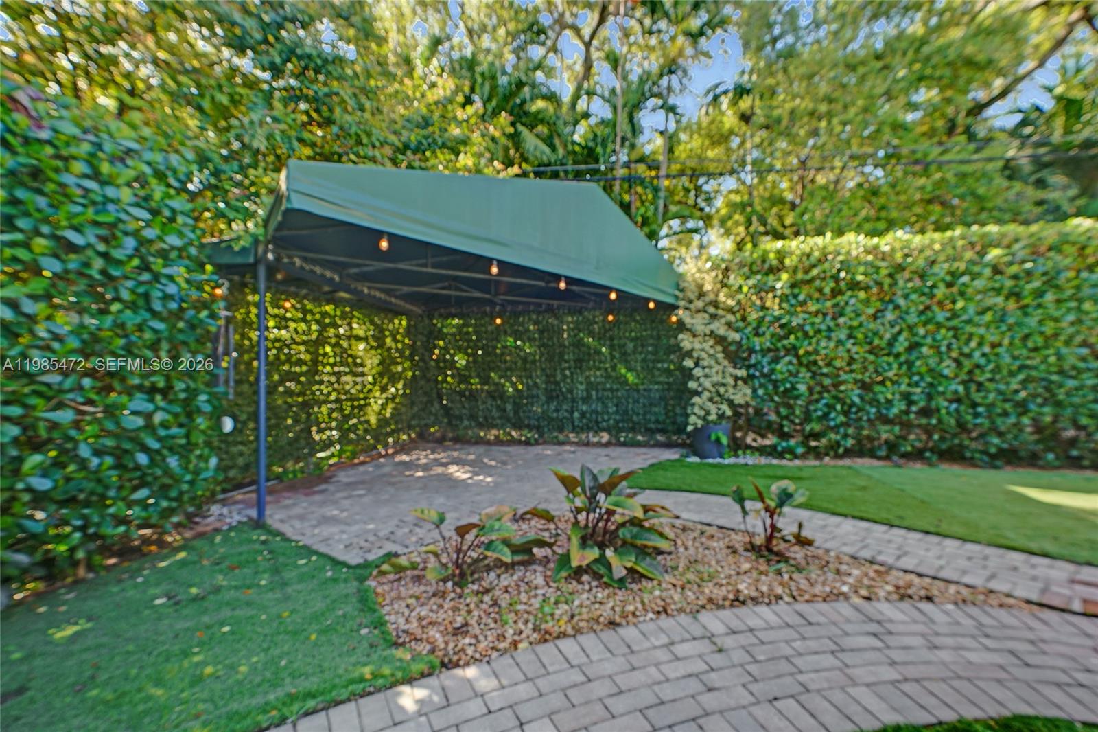 MIAMI SHORES SEC 8 REV - Residential