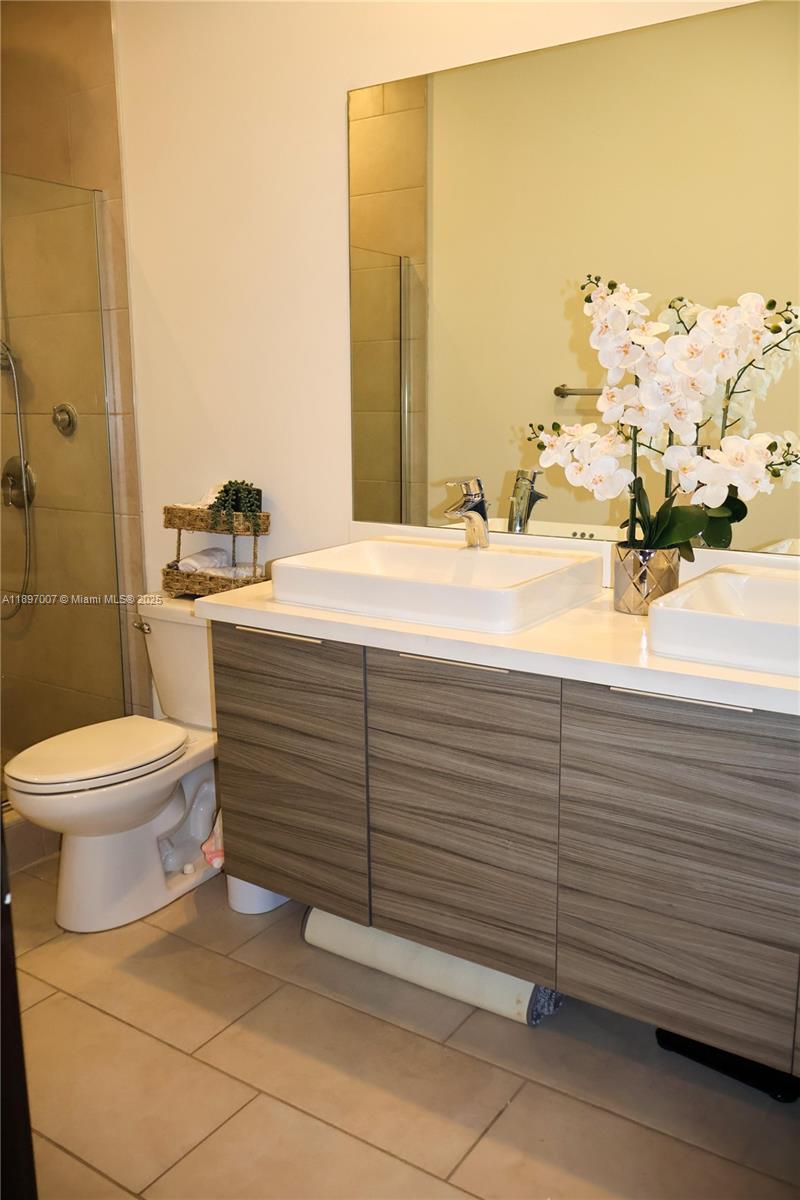 View photos, virtual tours, details... 15930 NW 91st Ct