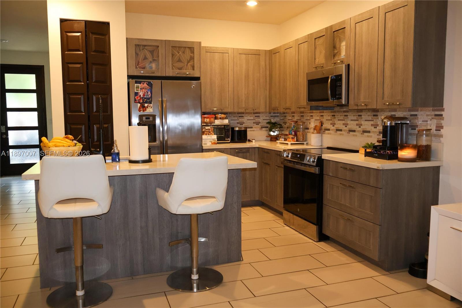 DUNNWOODY LAKE - Residential