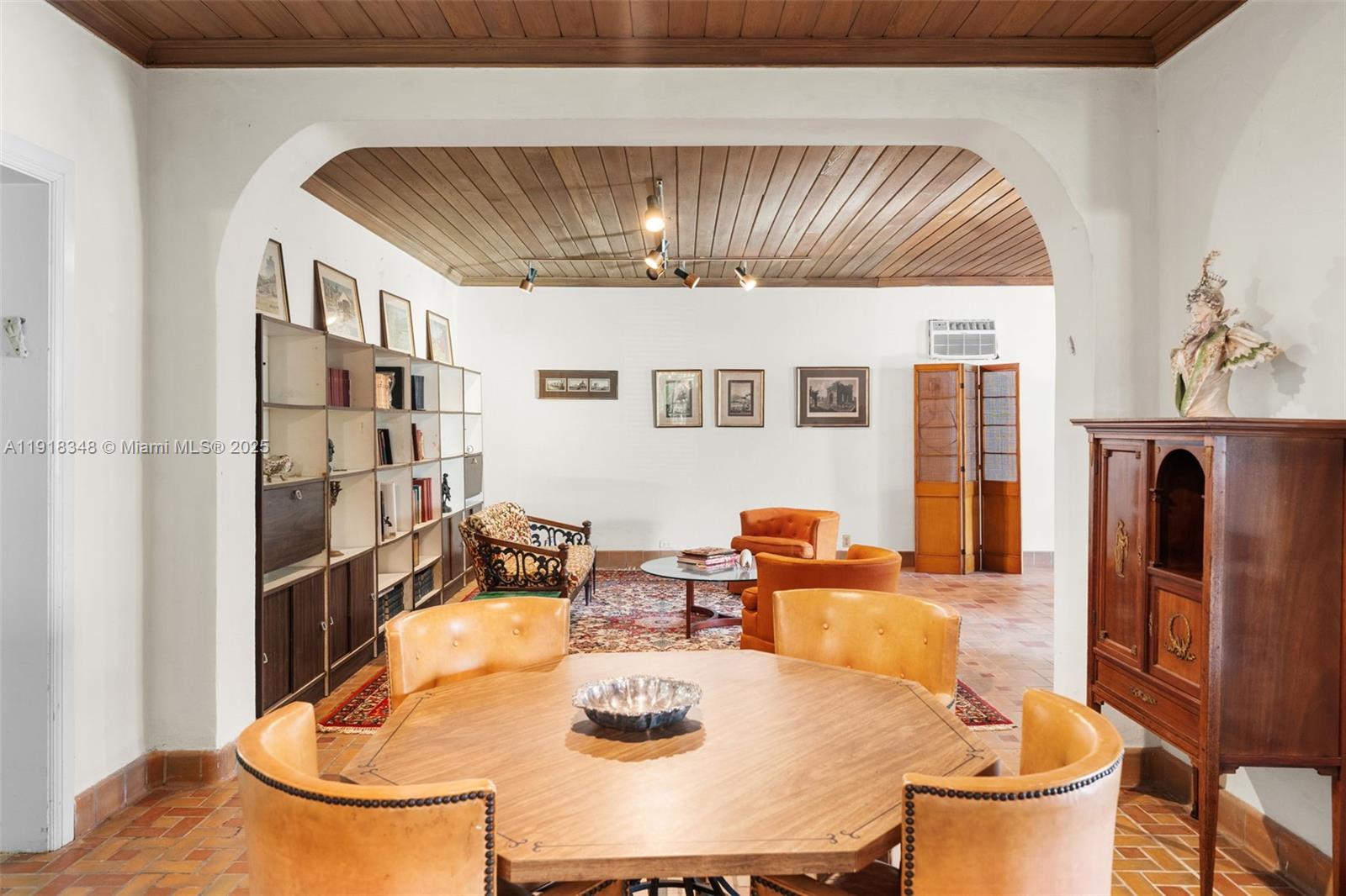 FLAMINGO TERRACE SUB - Residential