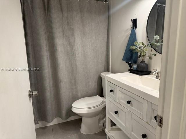 ROYAL PALM PLACE - Residential