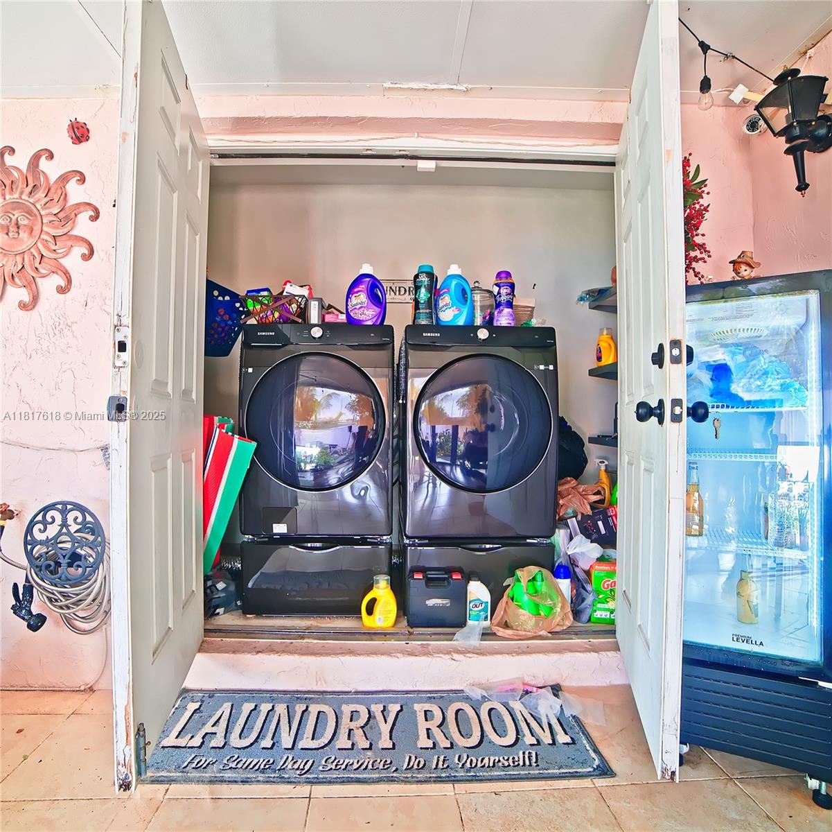 WEST PERRINE ADDN - Residential