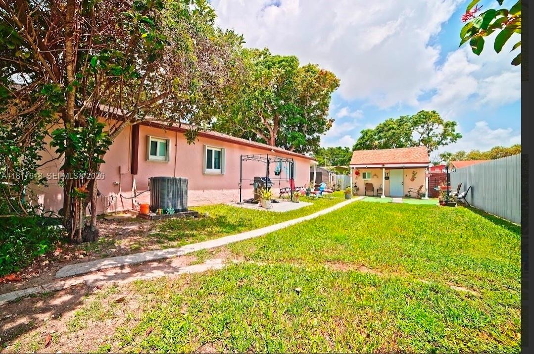 WEST PERRINE ADDN - Residential