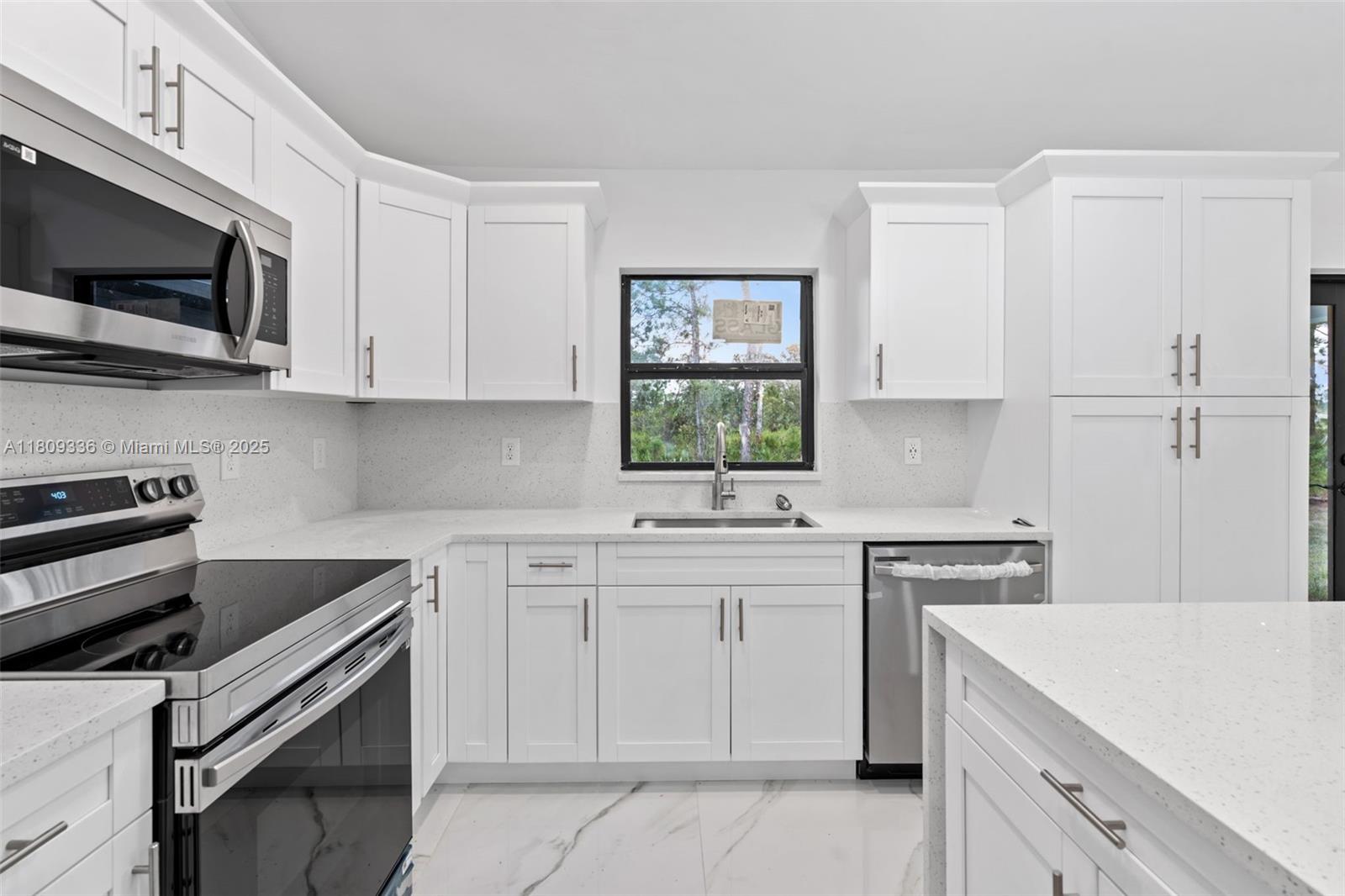 509 Eisenhower, Lehigh Acres, Lee County, Florida - 3 Bedrooms  
2 Bathrooms - 