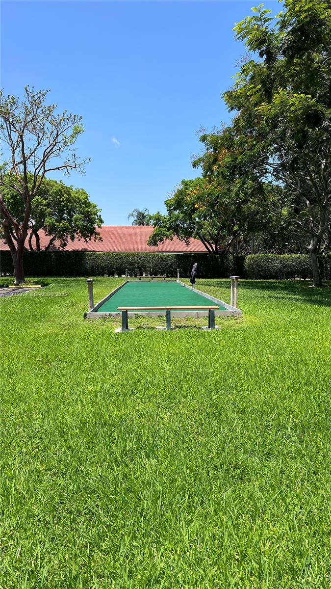 QUAIL RUN VILLAS - Residential