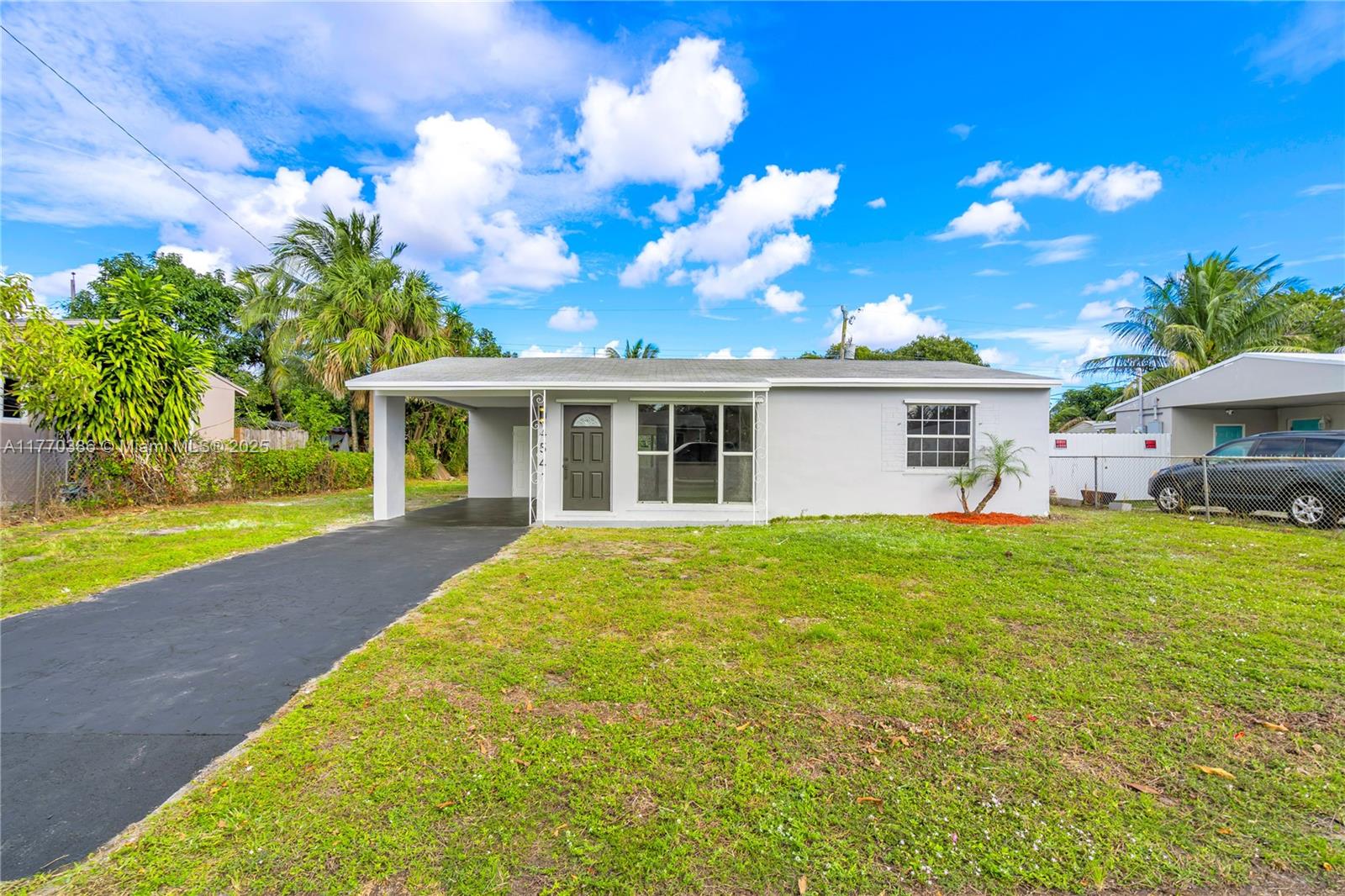 4541 Sw 23rd St 4541, Fort Lauderdale, Broward County, Florida - 2 Bedrooms  
1 Bathrooms - 