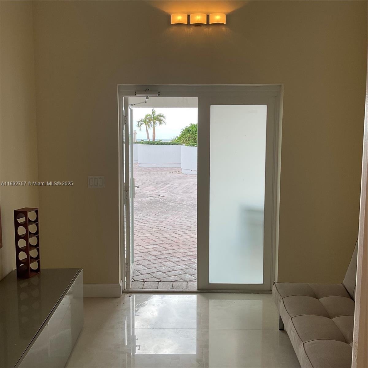 OCEANIA III CONDO - Residential