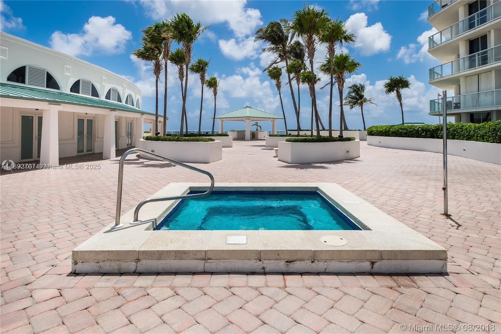 OCEANIA III CONDO - Residential