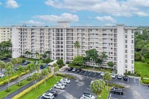 3150 N Palm Aire Dr 905 Pompano Beach FL 33069