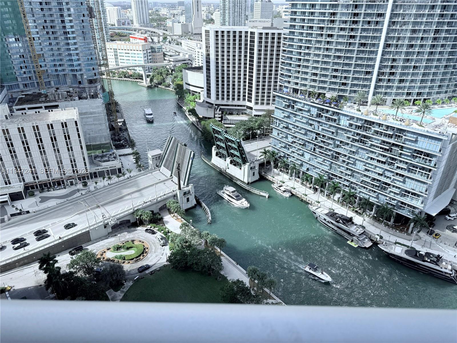 ICONBRICKELL CONDO NO 1 - Residential