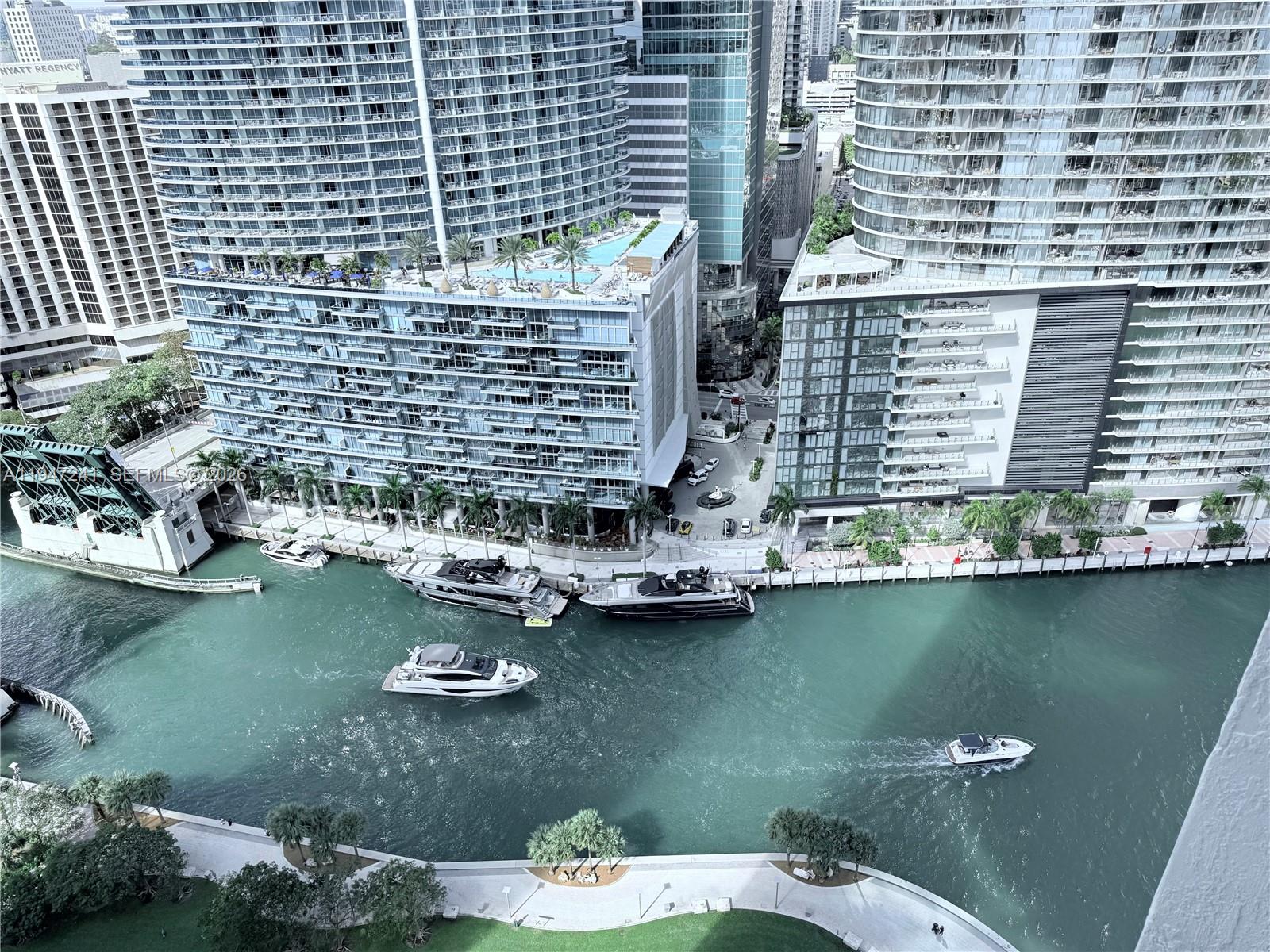 ICONBRICKELL CONDO NO 1 - Residential