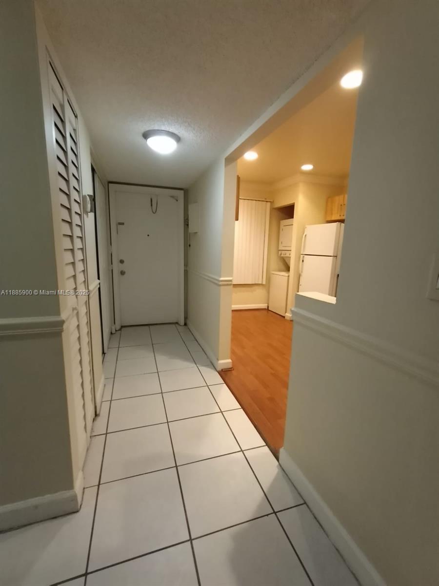 LAGO WEST CONDOMINIUM B - Residential