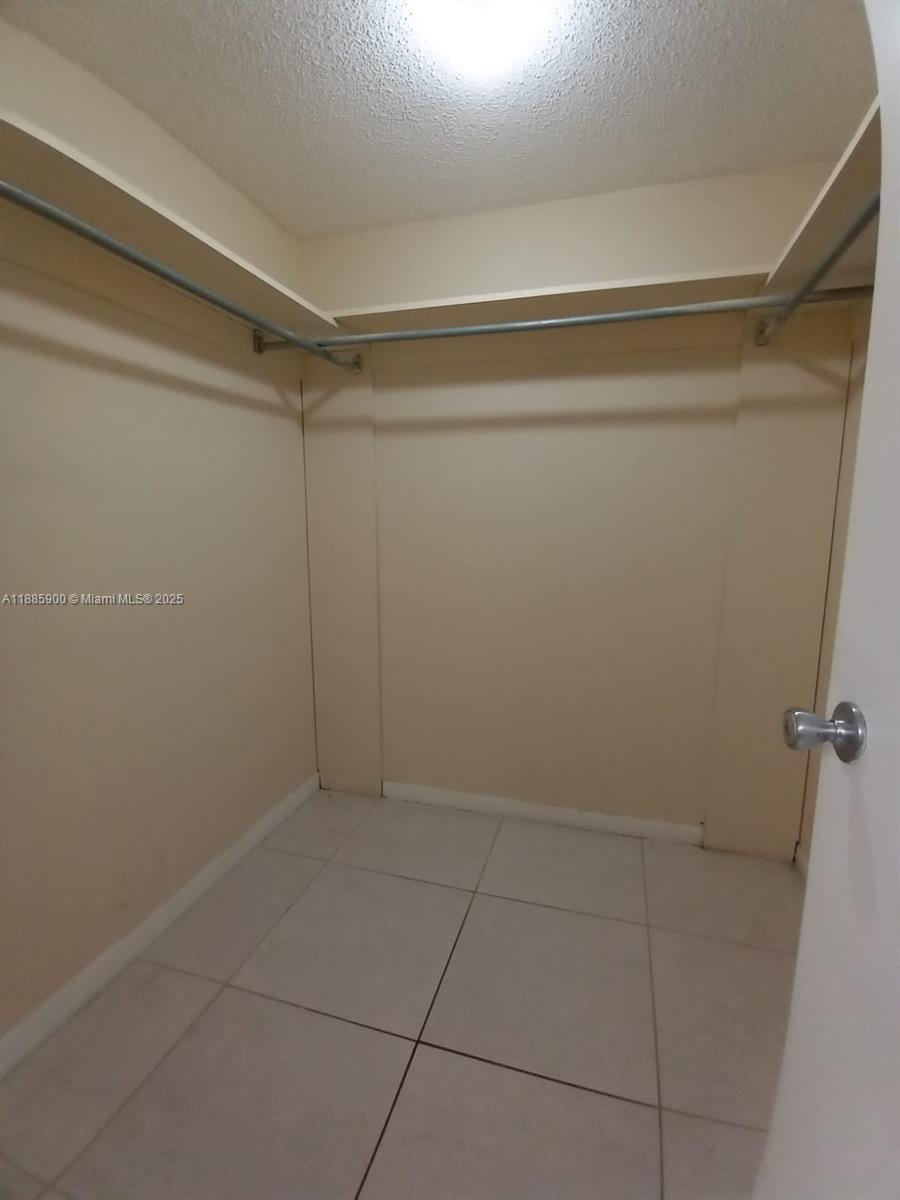 LAGO WEST CONDOMINIUM B - Residential