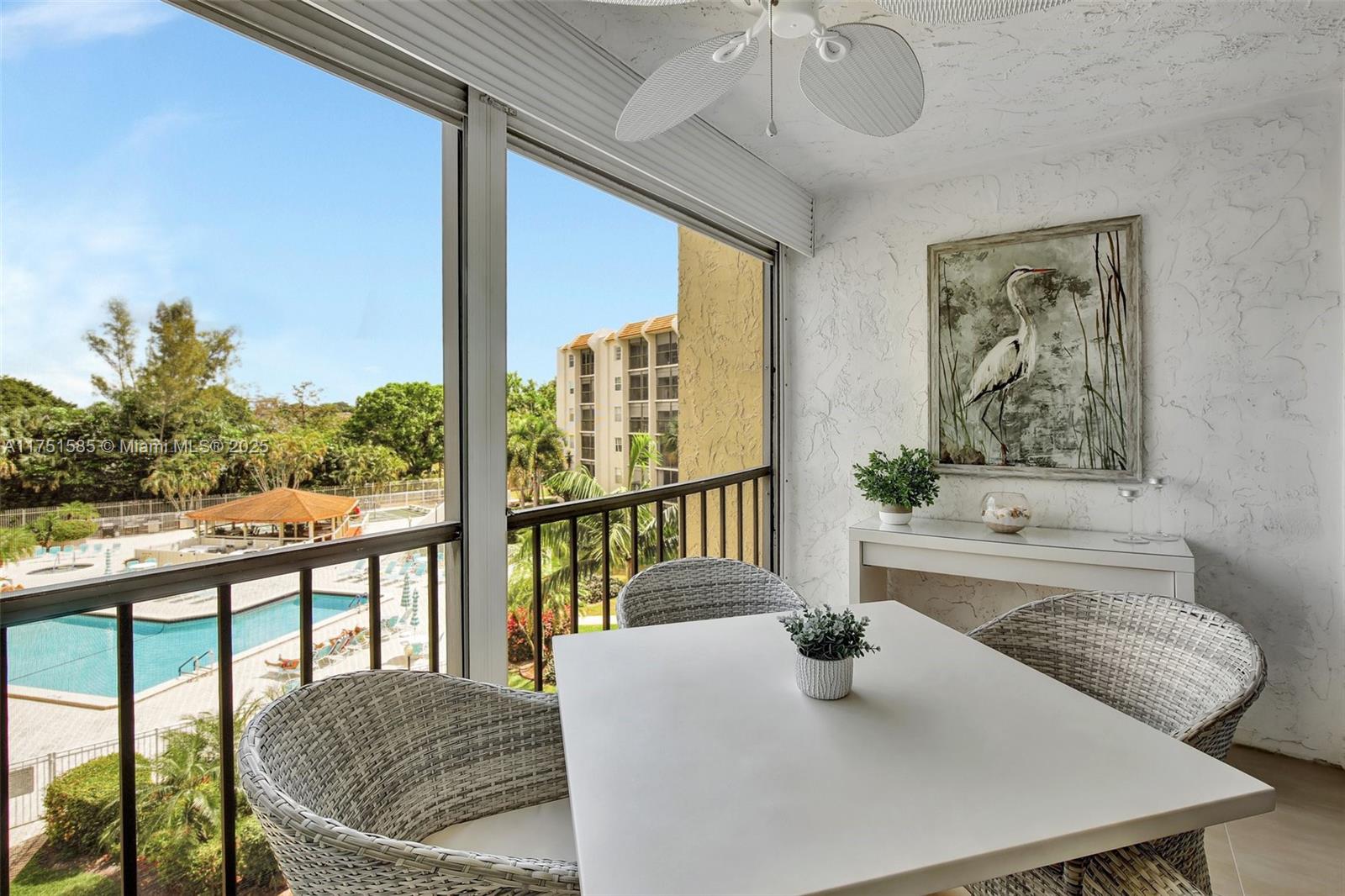 18TH HOLE AT INVERRARY CO - Residential