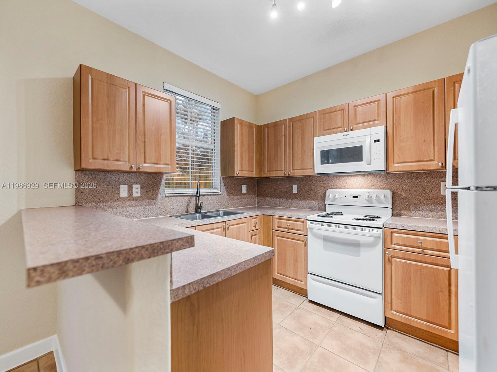 KEYS GARDEN - Residential