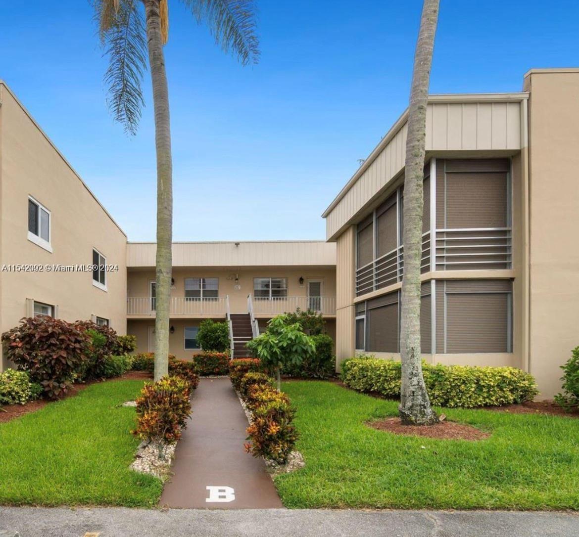 KINGS POINT BURGUNDY COND - Residential