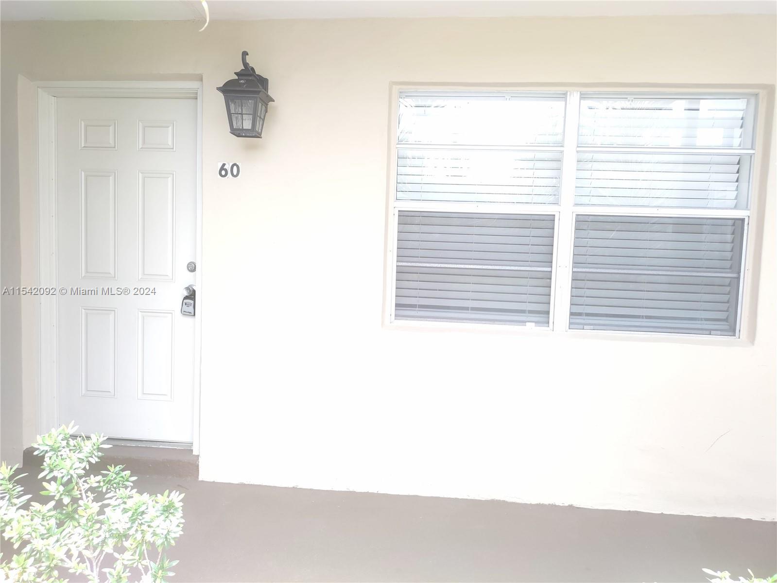 KINGS POINT BURGUNDY COND - Residential