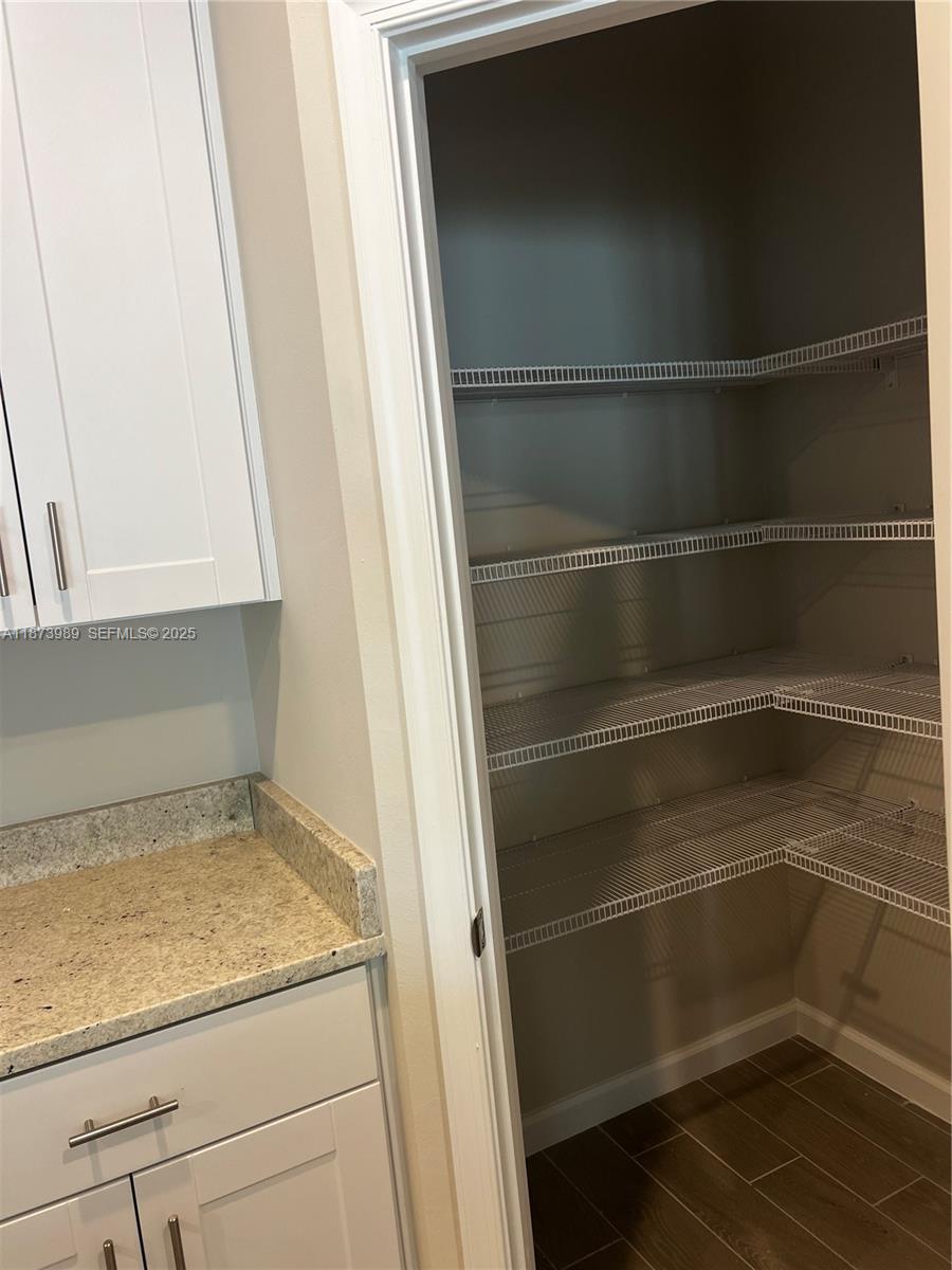 TIDEWATER - Residential Lease