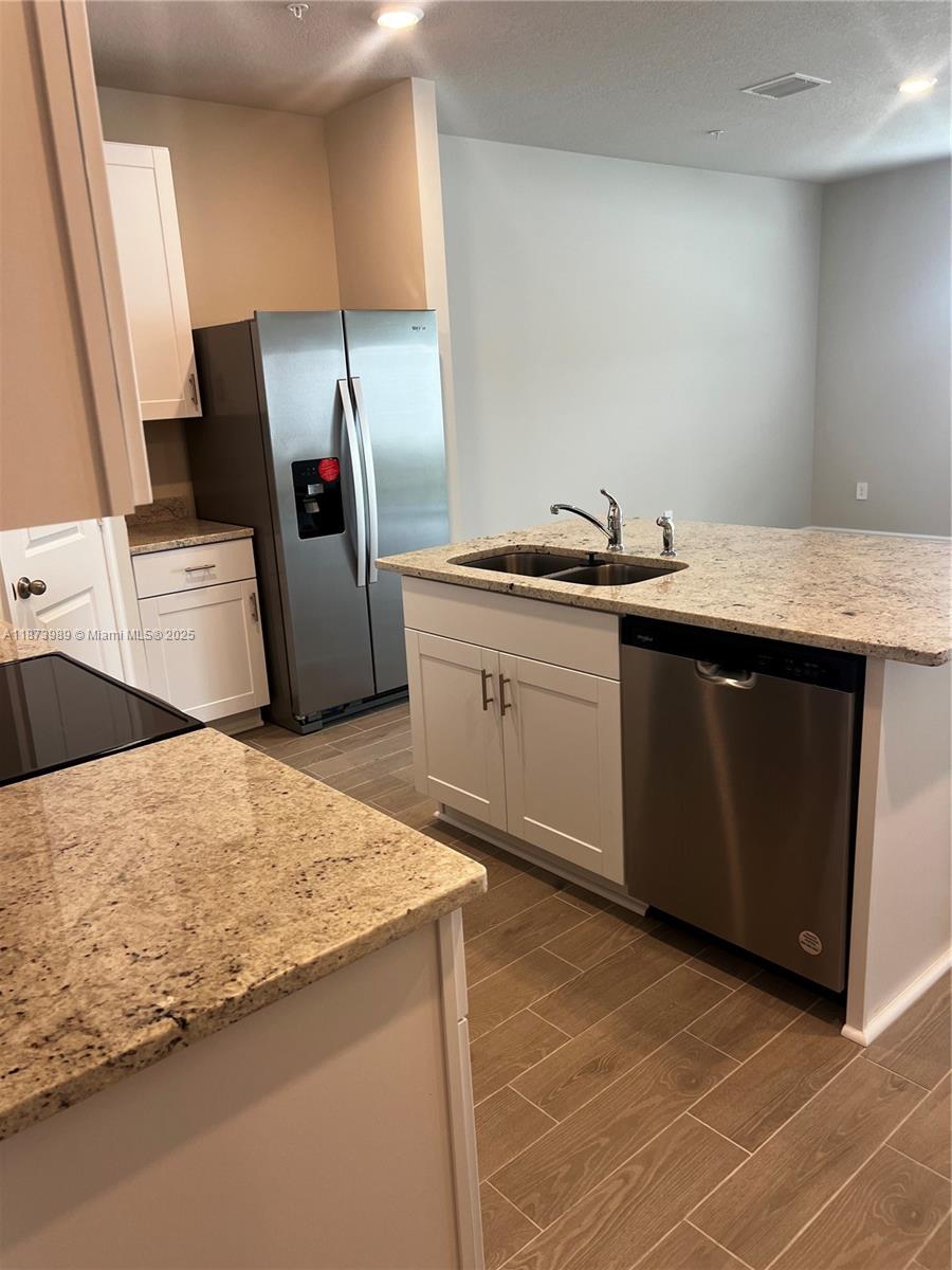 TIDEWATER - Residential Lease