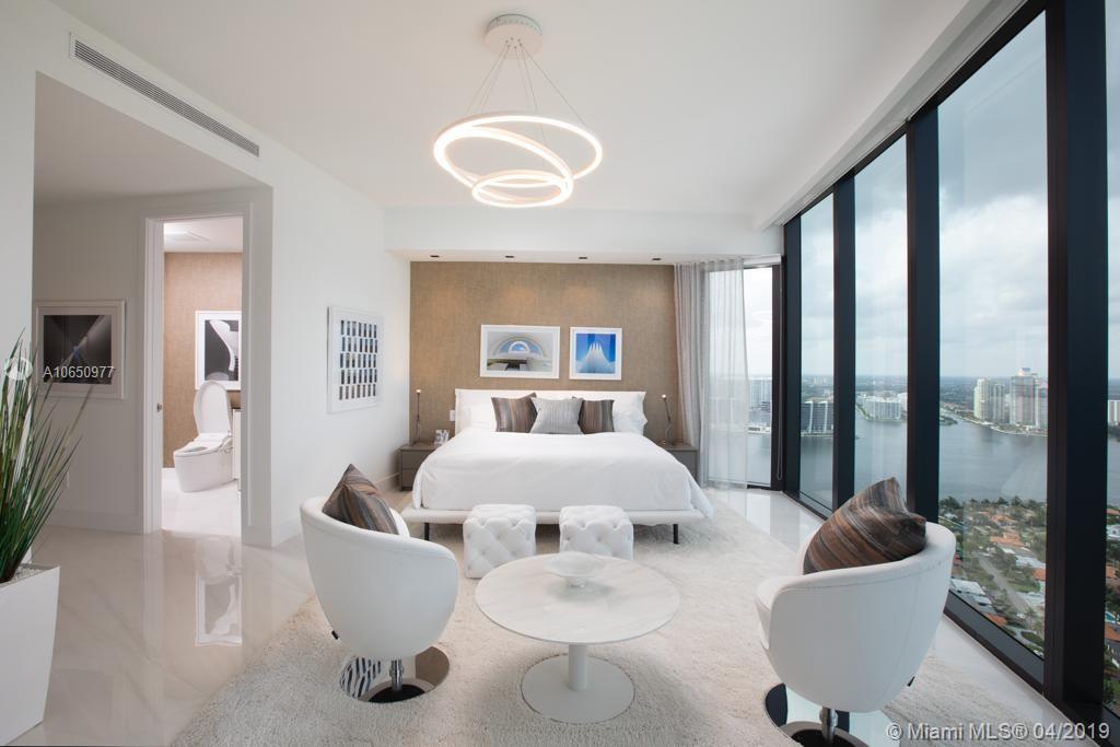 18555 COLLINS AVENUE COND - Residential